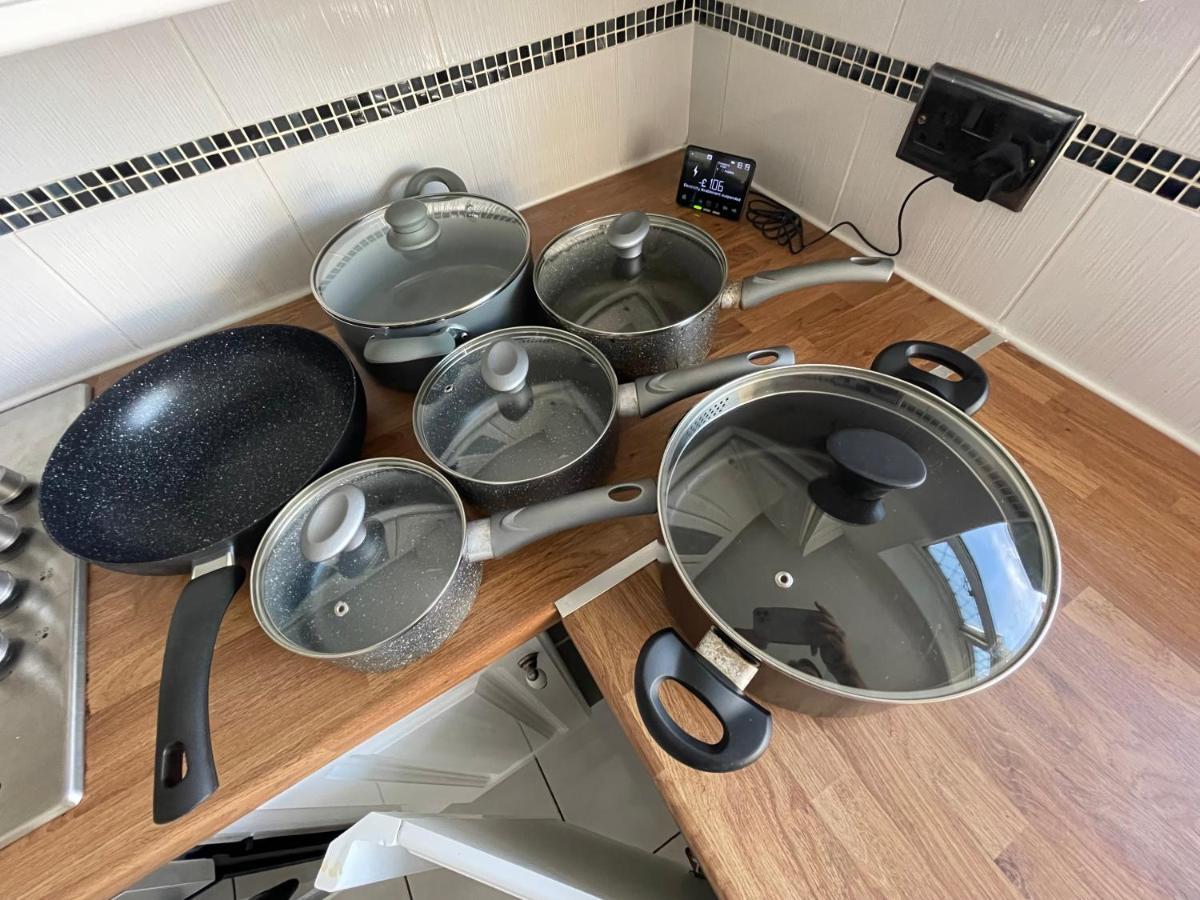 Holiday Home Cardiff City Sleeps 7 المظهر الخارجي الصورة
